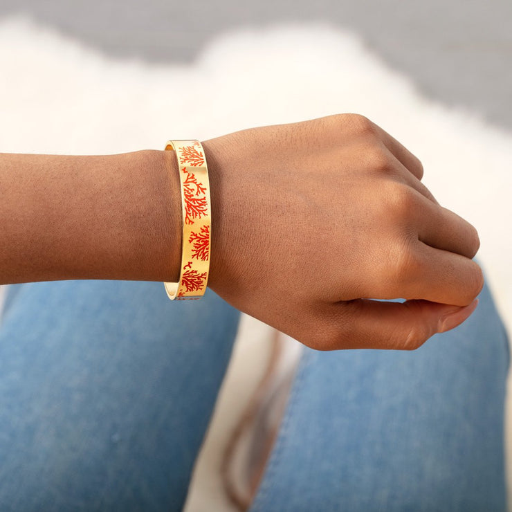 Seas The Day Coral Bangle